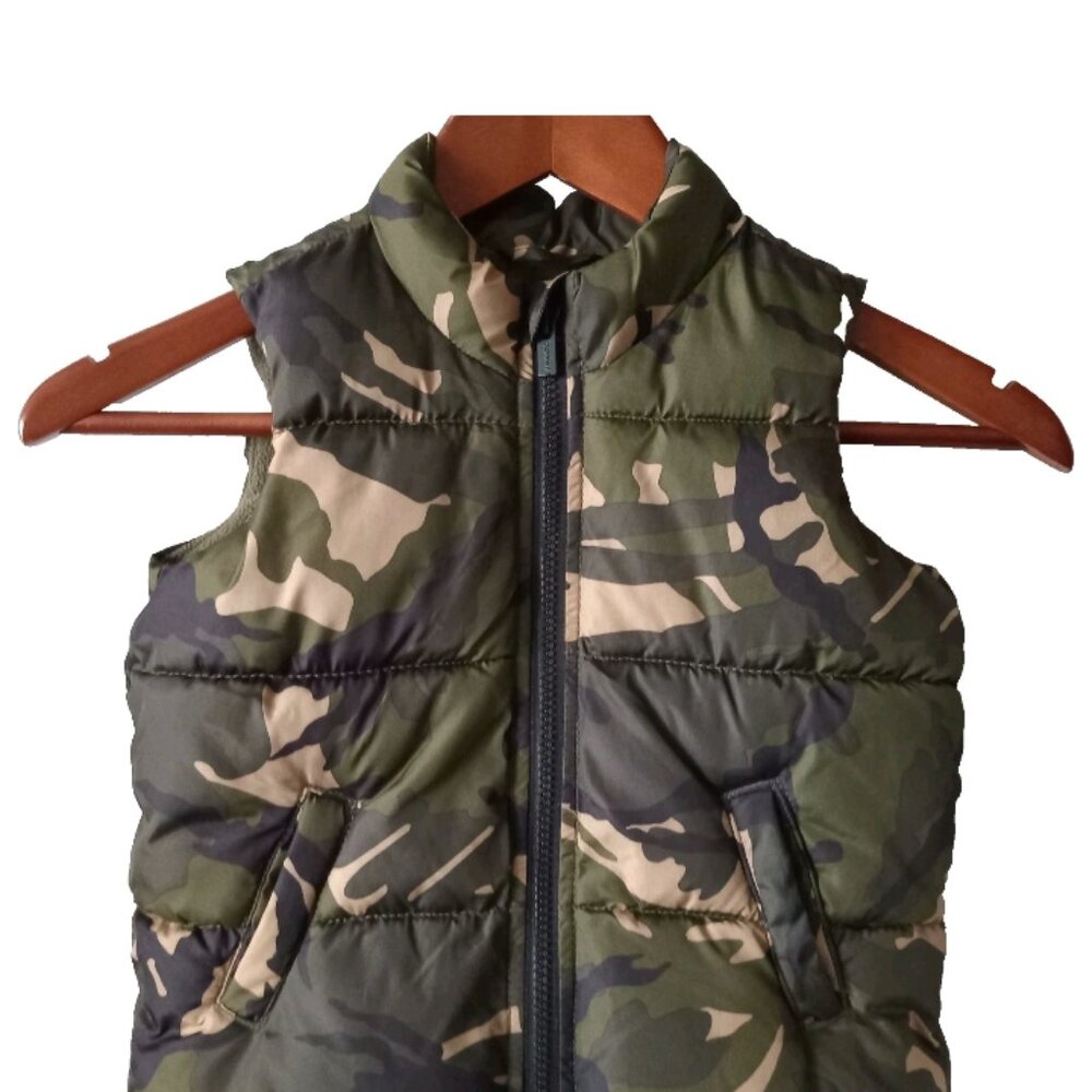 Old Navy Kids Toddlers Puffy Vest Boys Green Camo Insulated Pockets Size 3T
